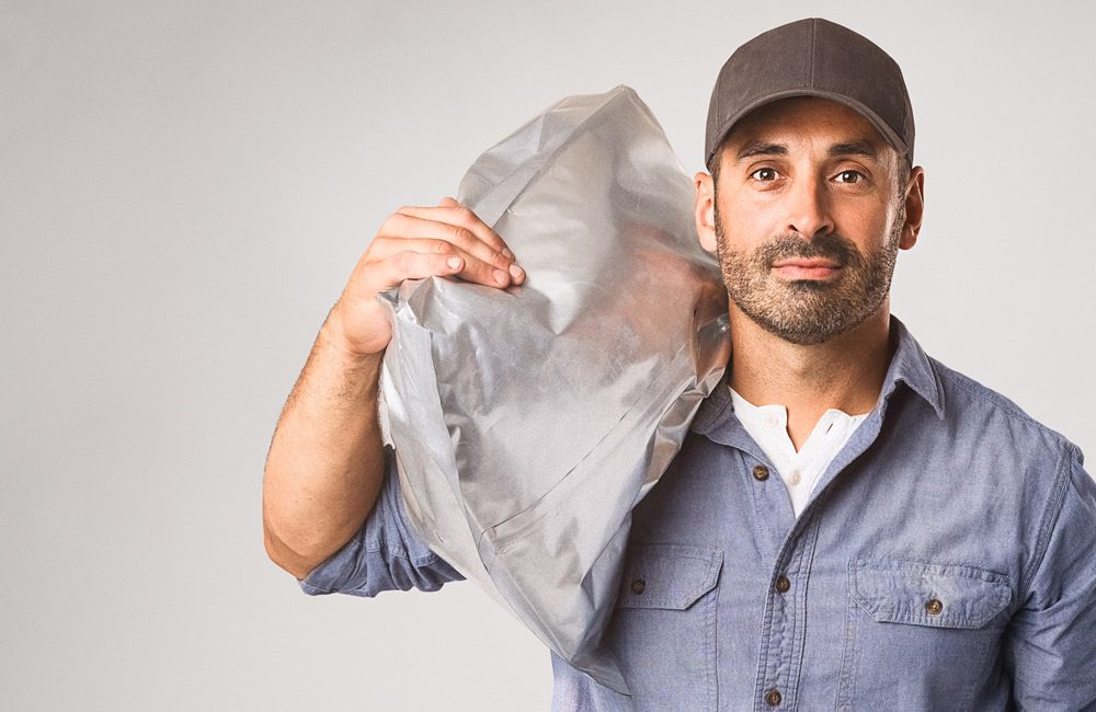 CGO - man holding bag